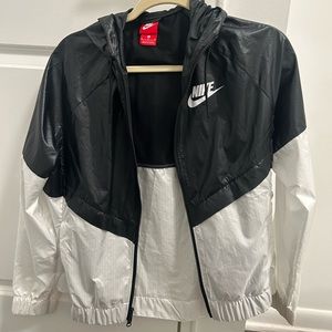 Nike windbreaker